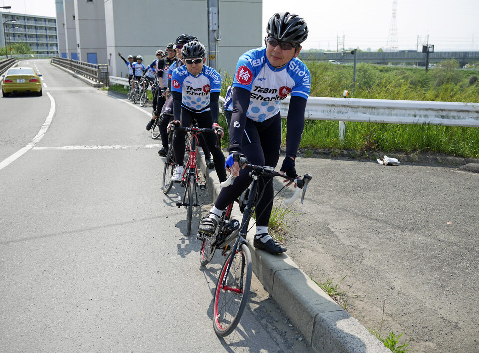 荒川CR左岸で上江橋へ向かう