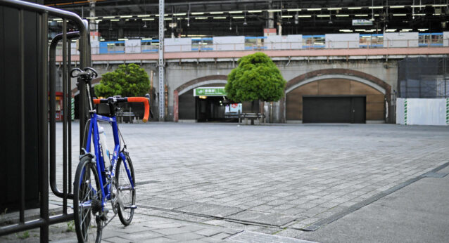 新橋駅日比谷口SL広場 GIOS FELUCA