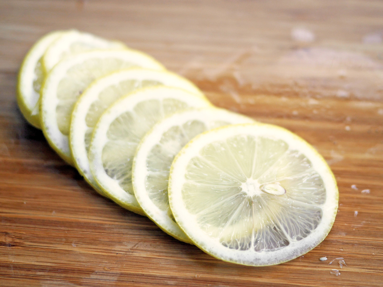 黒糖クラフトコーラに使用するレモン