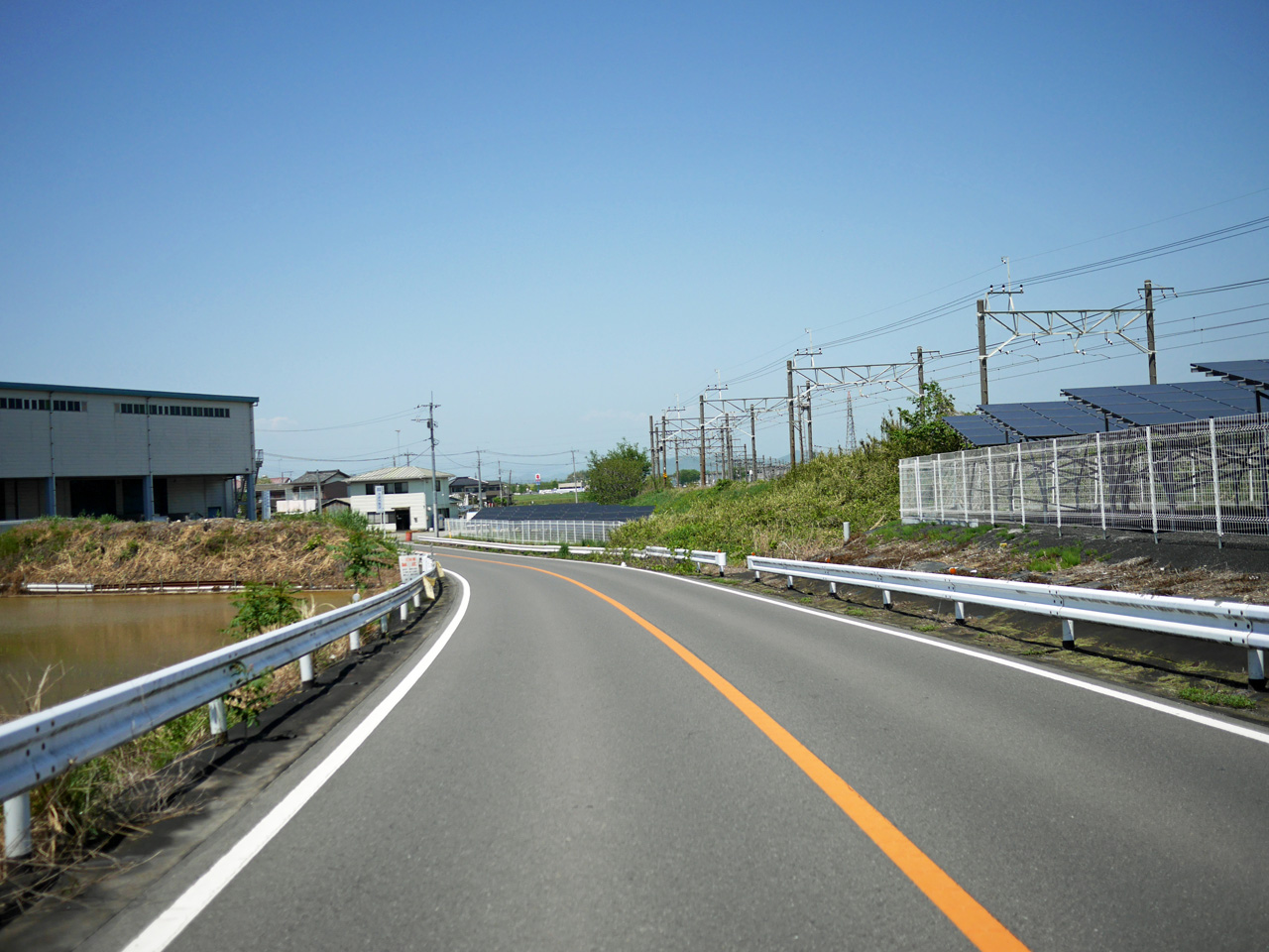 わたらせ通りを西走して館林市方面へ向かう