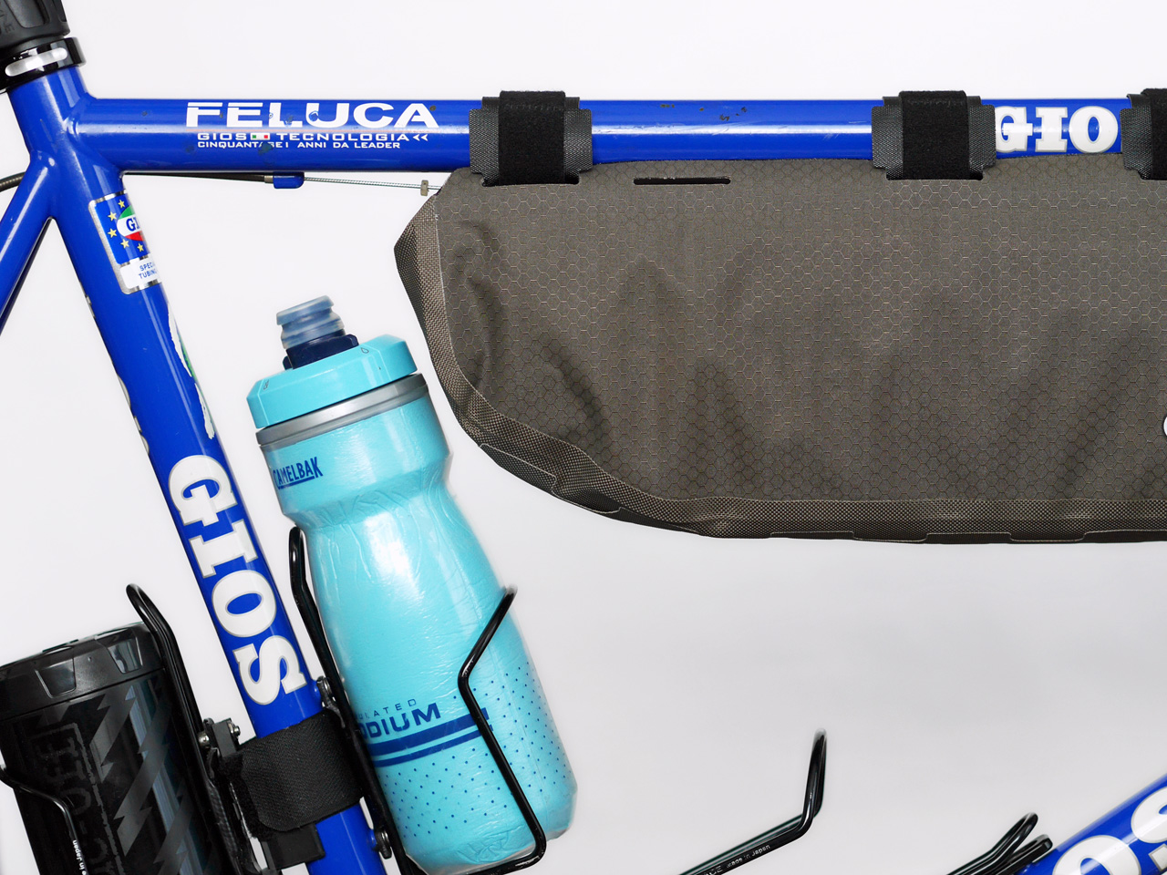 ORTLIEB FRAME-PACK RC TOPTUBE はシートチューブ側ドリンクボトルに干渉しない