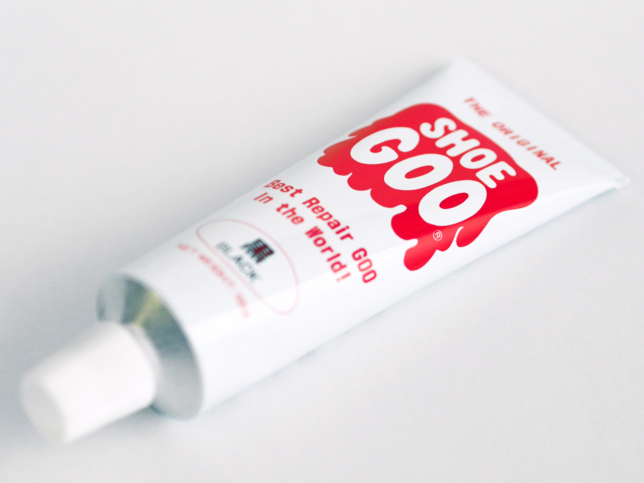 靴補修剤Shoe Goo