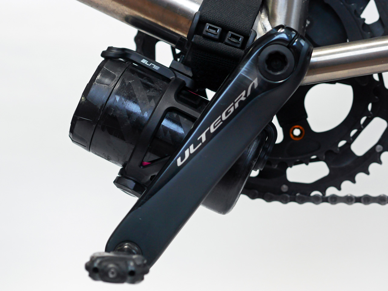 ELITE STRUKAによってツールボトルの落下は防がれた