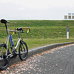 彩湖のトイレ前にLIGHTCYCLE Ti451を停車