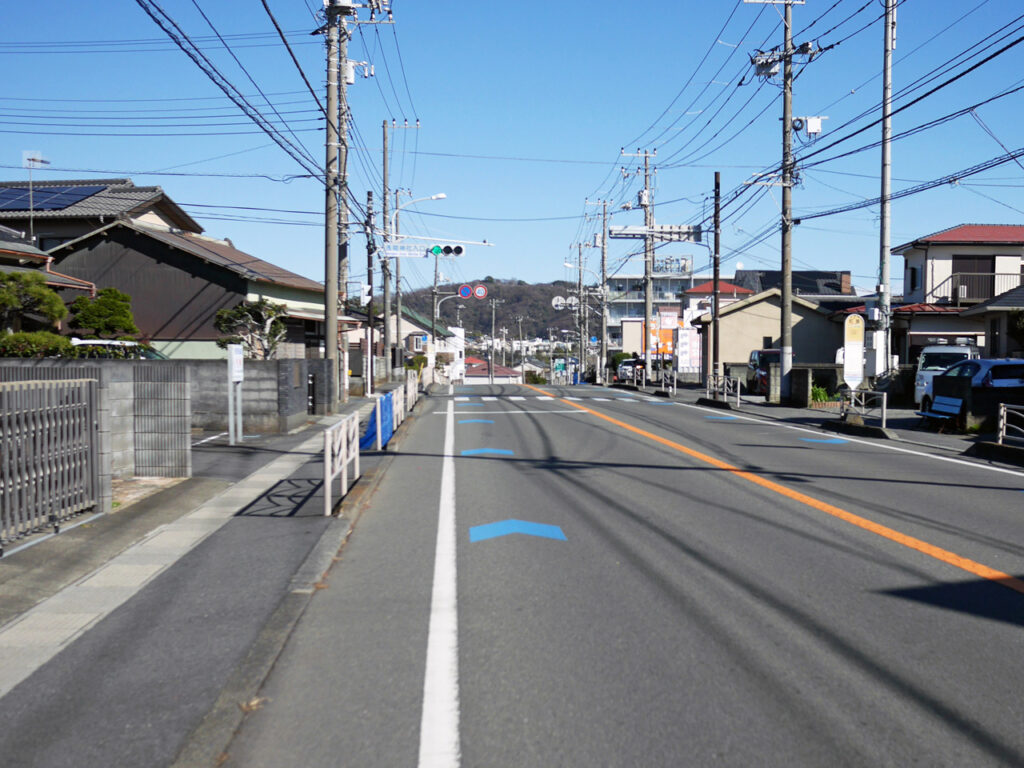 CP1を後に国道1号を東進する