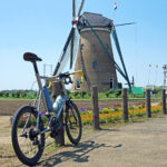 佐倉ふるさと広場のオランダ風車と LIGHTCYCLE Ti451