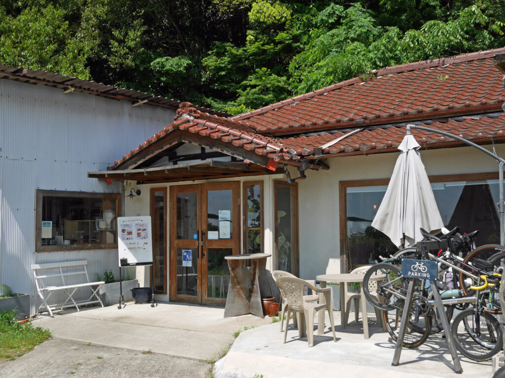 KuRuKuRu CAFE に寄ってランチ休憩